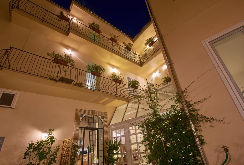 Cas'E Charming House Hotel Caserta Eksteriør billede