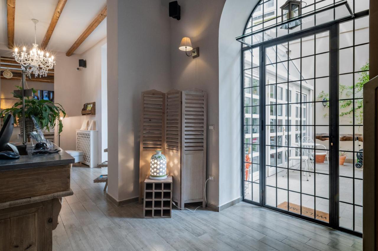 Cas'E Charming House Hotel Caserta Eksteriør billede