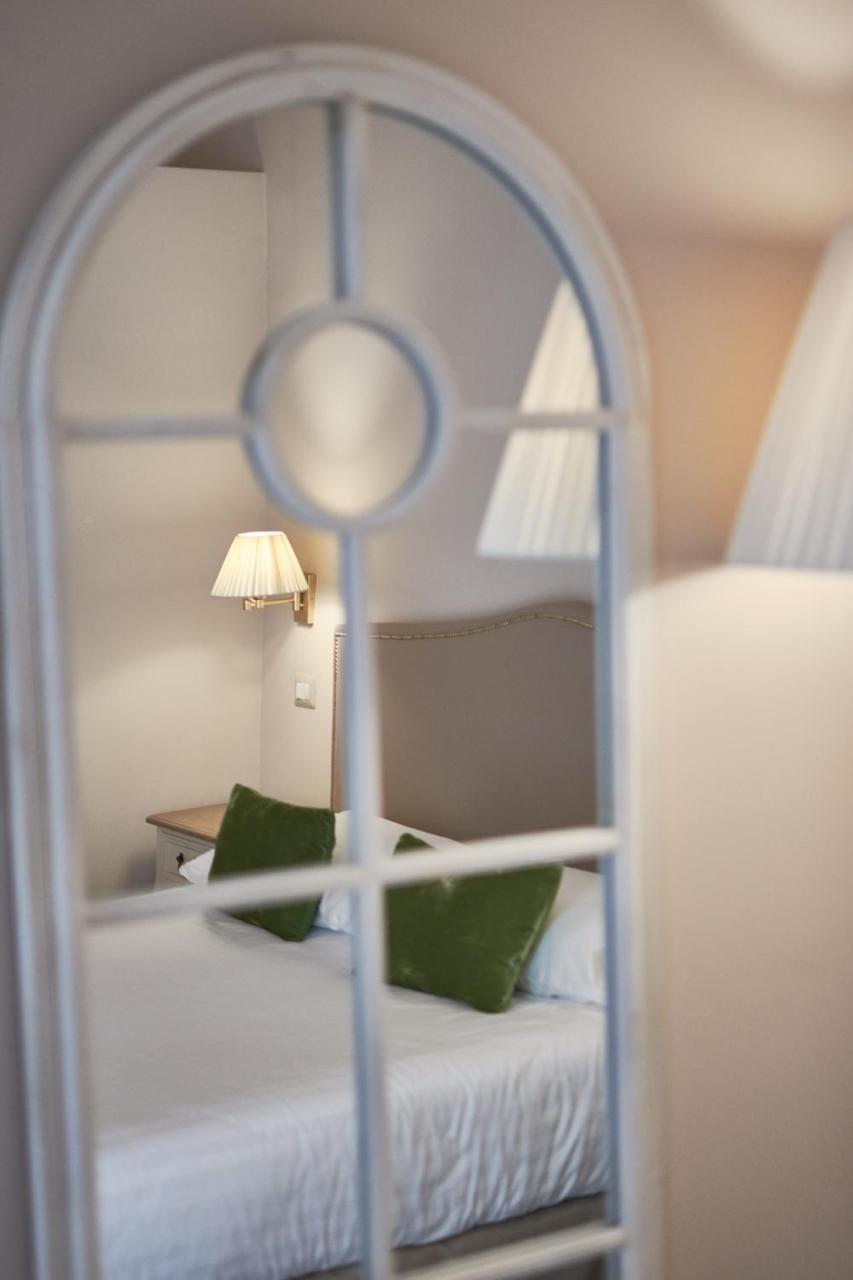 Cas'E Charming House Hotel Caserta Eksteriør billede