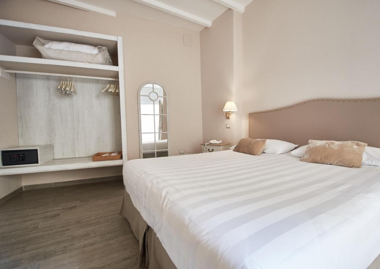 Cas'E Charming House Hotel Caserta Eksteriør billede